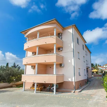 Cukon - A3 - Mpolo Apartman *