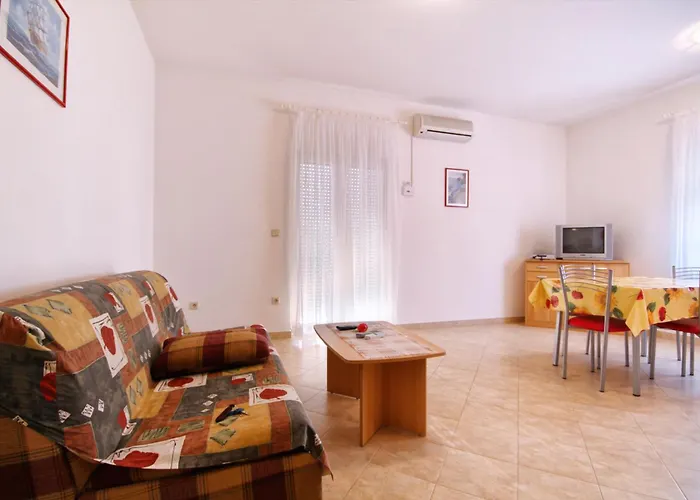 Cukon - A3 - Mpolo Apartman Medulin