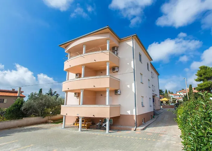 Cukon - A3 - Mpolo Apartman *
